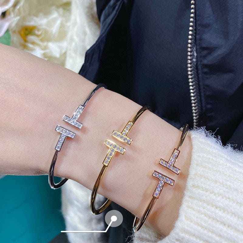 Tiffany Diamond Wire 18K Gold Bracelet
