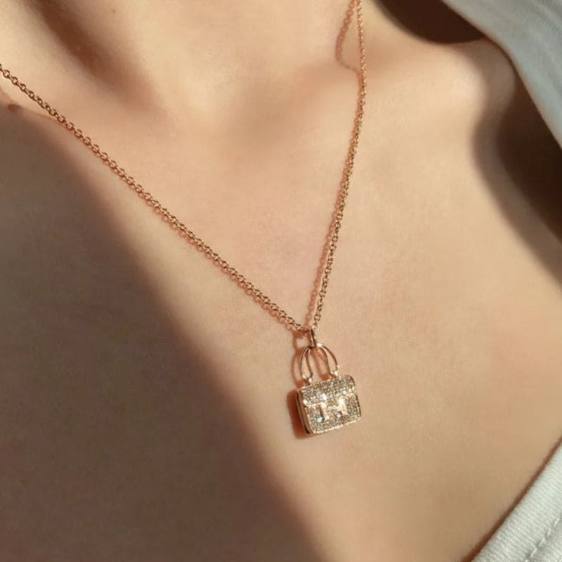Hermes Amulettes Constance Pendant 18K Gold Necklace