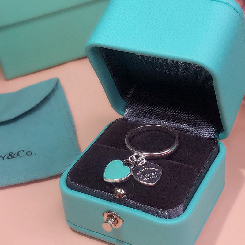 Tiffany Round & Heart Tag 18K Gold Ring