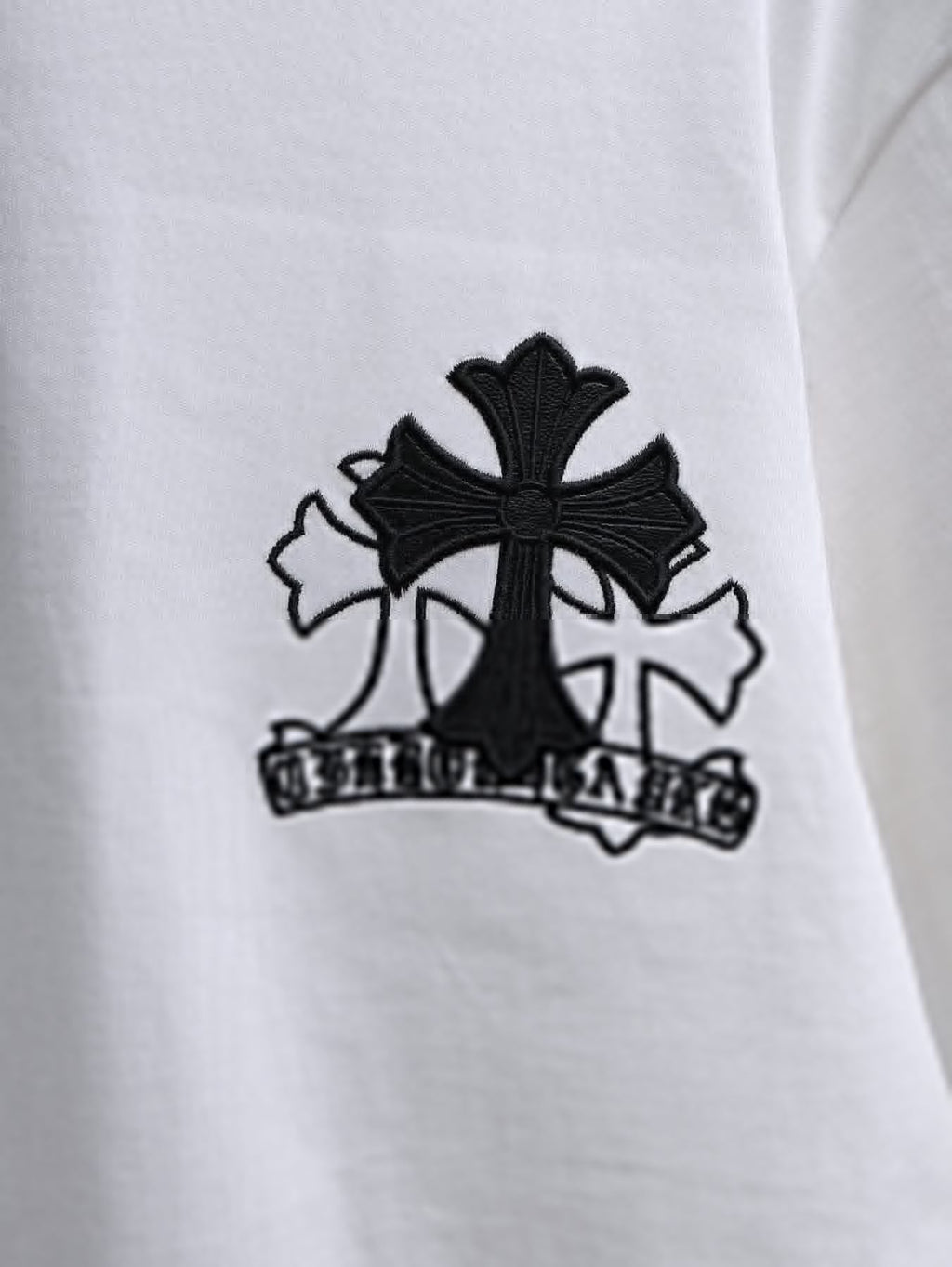 Chrome Hearts Cross & Floral Embroidered T-Shirt — detail