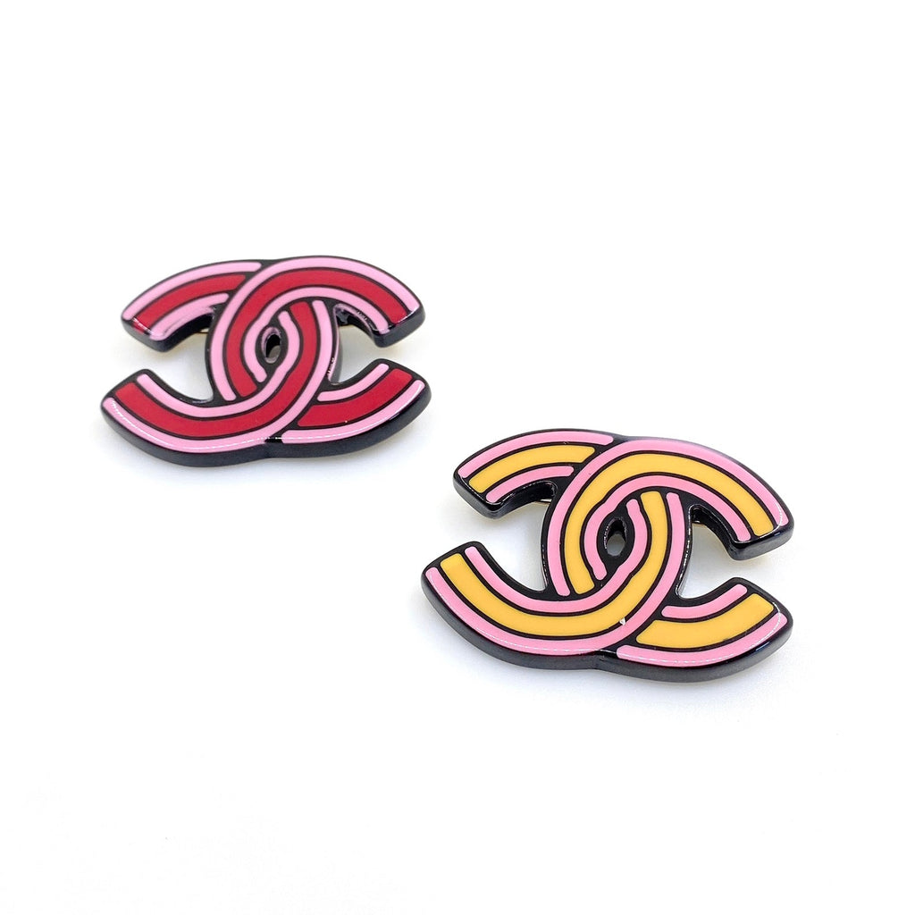 Chanel Pink 18K Gold Earrings