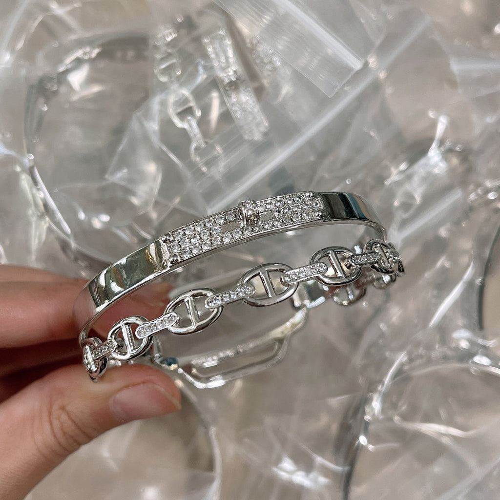 Hermes Kelly Double Tour Diamond 18K Gold Bracelet