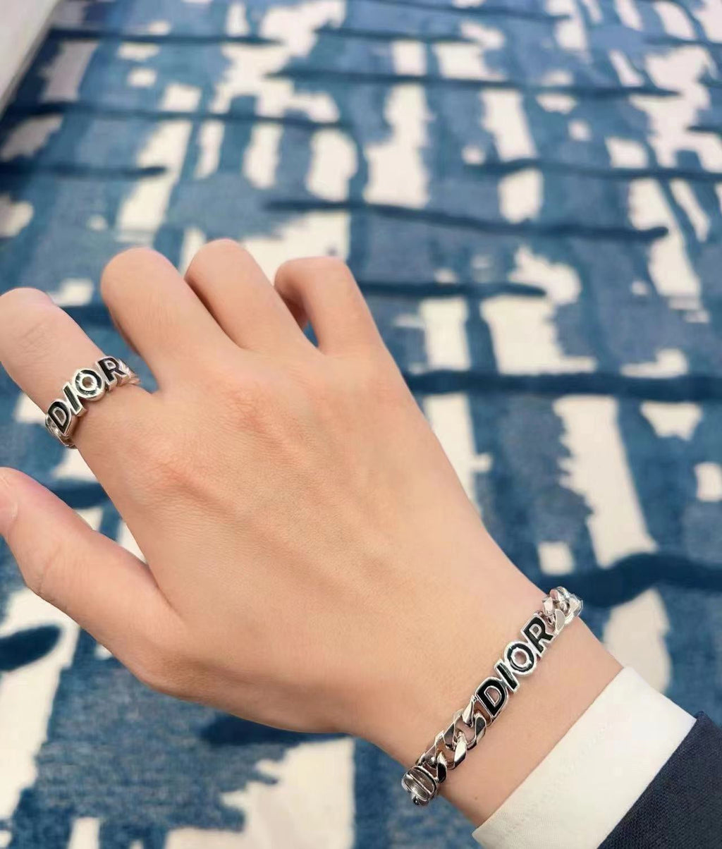 Dior Chain 18K Gold Ring