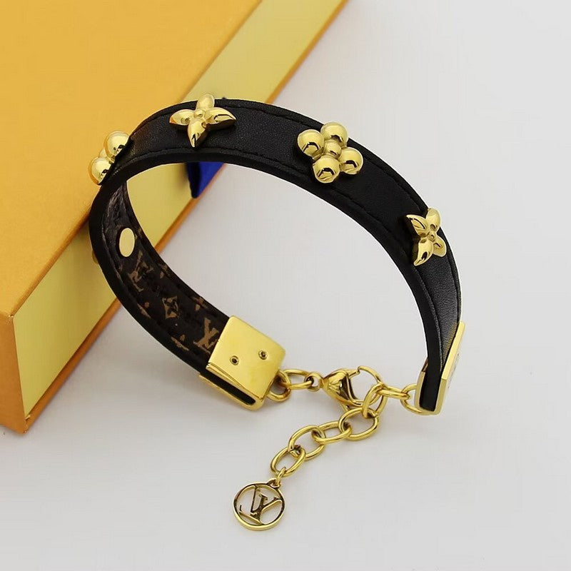 Louis Vuitton Fleurs Rivets 18K Gold Bracelet